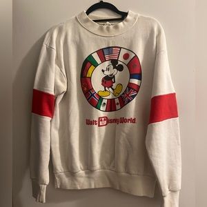 Vintage 1990s Epcot Walt Disney world crew neck - great condition